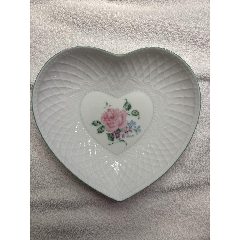 Andrea By Sadek Heart Candy Dish‎ Bowl Rose Floral Made in Japan